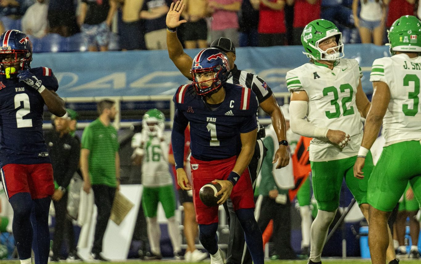 PHOTOS: FAU Offense Soars, but Owls Lose to North Texas - FL Teams